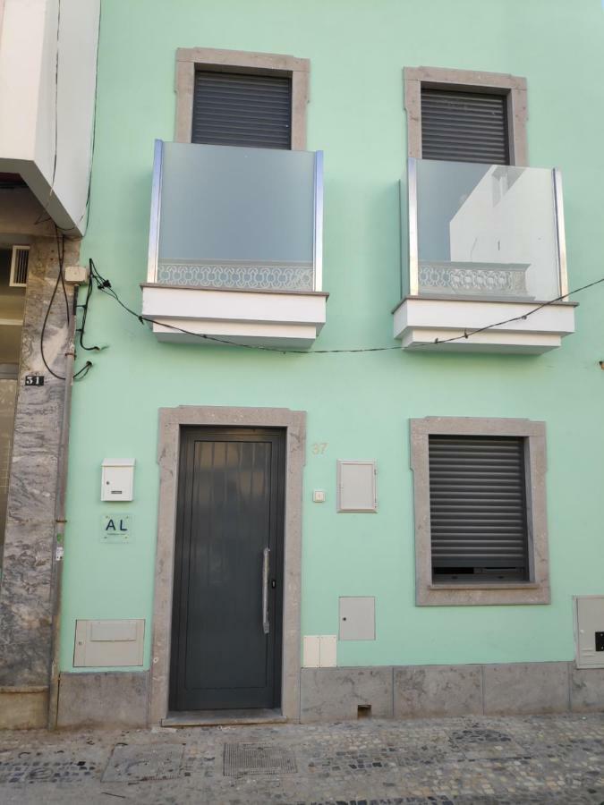 Вилла The Old Town House By Freetimealgarve Фару Экстерьер фото